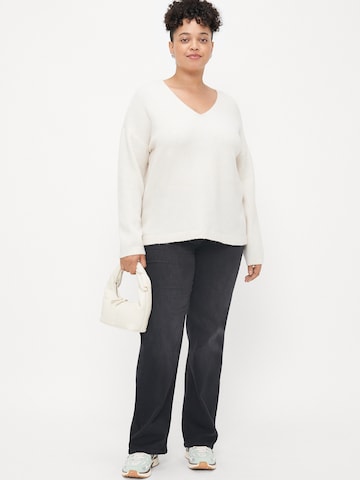 Vero Moda Curve Pullover 'BESTI' in Beige