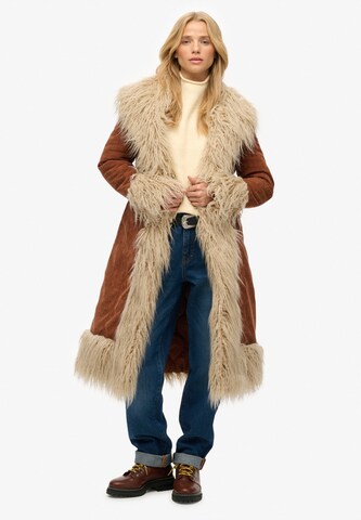 Manteau d’hiver Superdry en marron