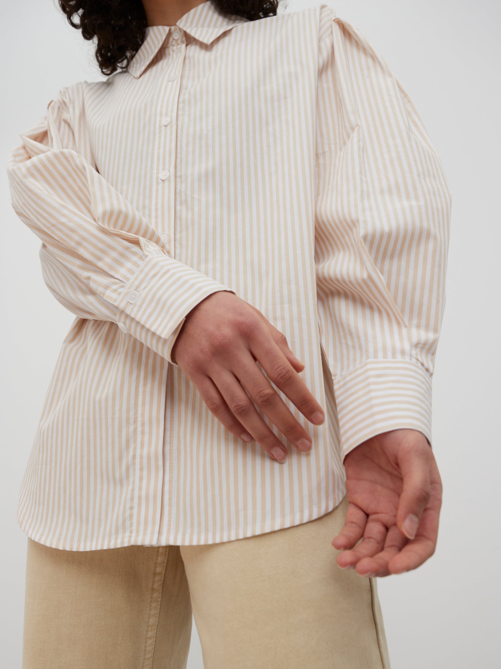EDITED Produkter Bluse 'Jaiden' beige