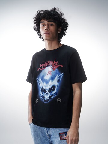 Maglietta 'Sinan' di Luka Sabbat for ABOUT YOU in nero: frontale