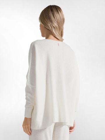 Pullover extra large di DEHA in bianco