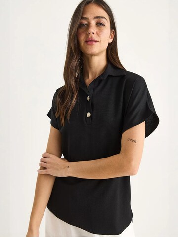 Maglietta di Bianco Lucci in nero