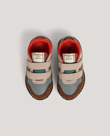 Sneaker 'London Essence' di Pepe Jeans in marrone