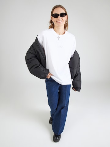 HUGO Μπλουζάκι σε λευκό