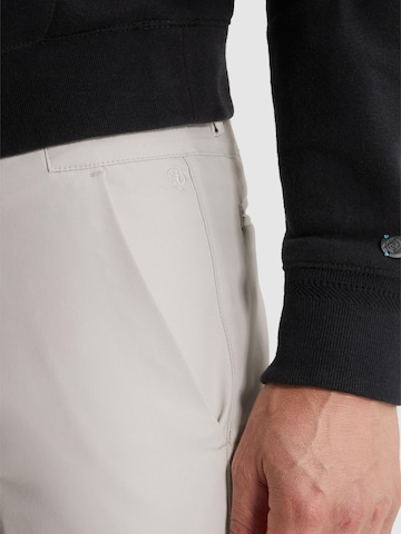 CAST IRON Slimfit Chinobyxa i beige