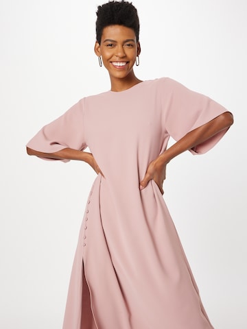 Robe Warehouse en rose