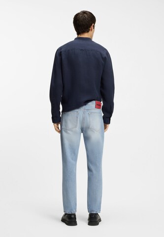 HUGO Tapered Jeans in Blau