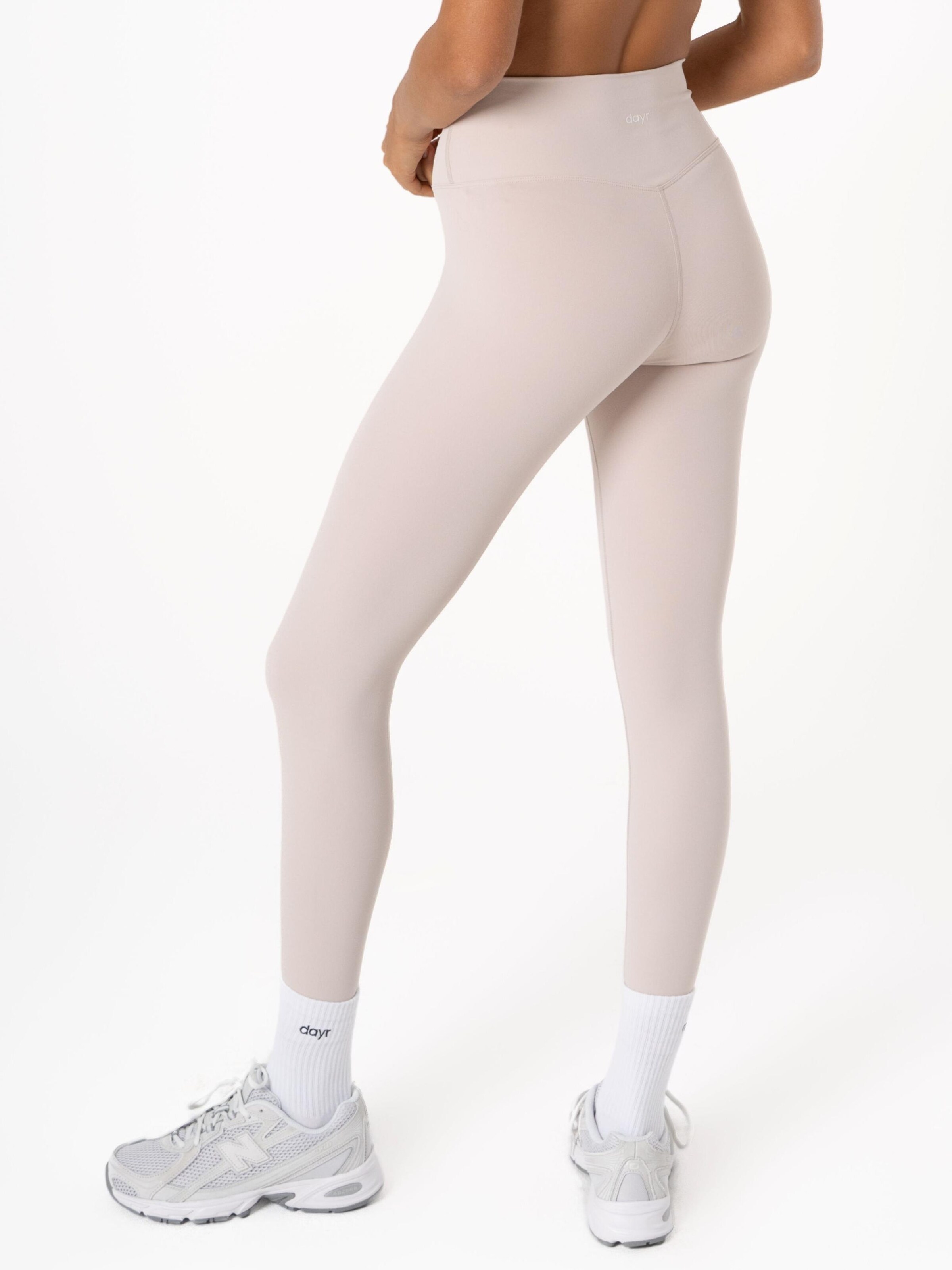 Skinny Leggings 'Essential' di dayr in beige
