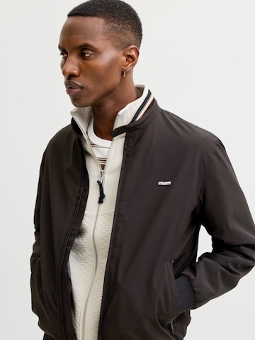 JACK & JONES - Chaqueta de entretiempo 'JPRBLUBRAD' en negro