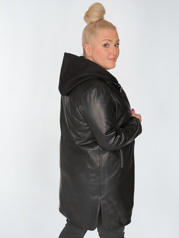 Maze Between-season jacket in Black