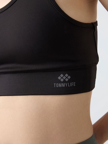Haut de sport Tommy Life en noir