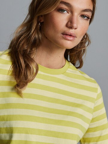 Next Shirt in Grün