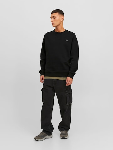 JACK & JONES Sweatshirt in Zwart