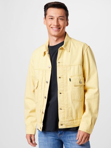 Veste mi-saison 'Contemporary Type 2 Trucker' LEVI'S ® en jaune : devant