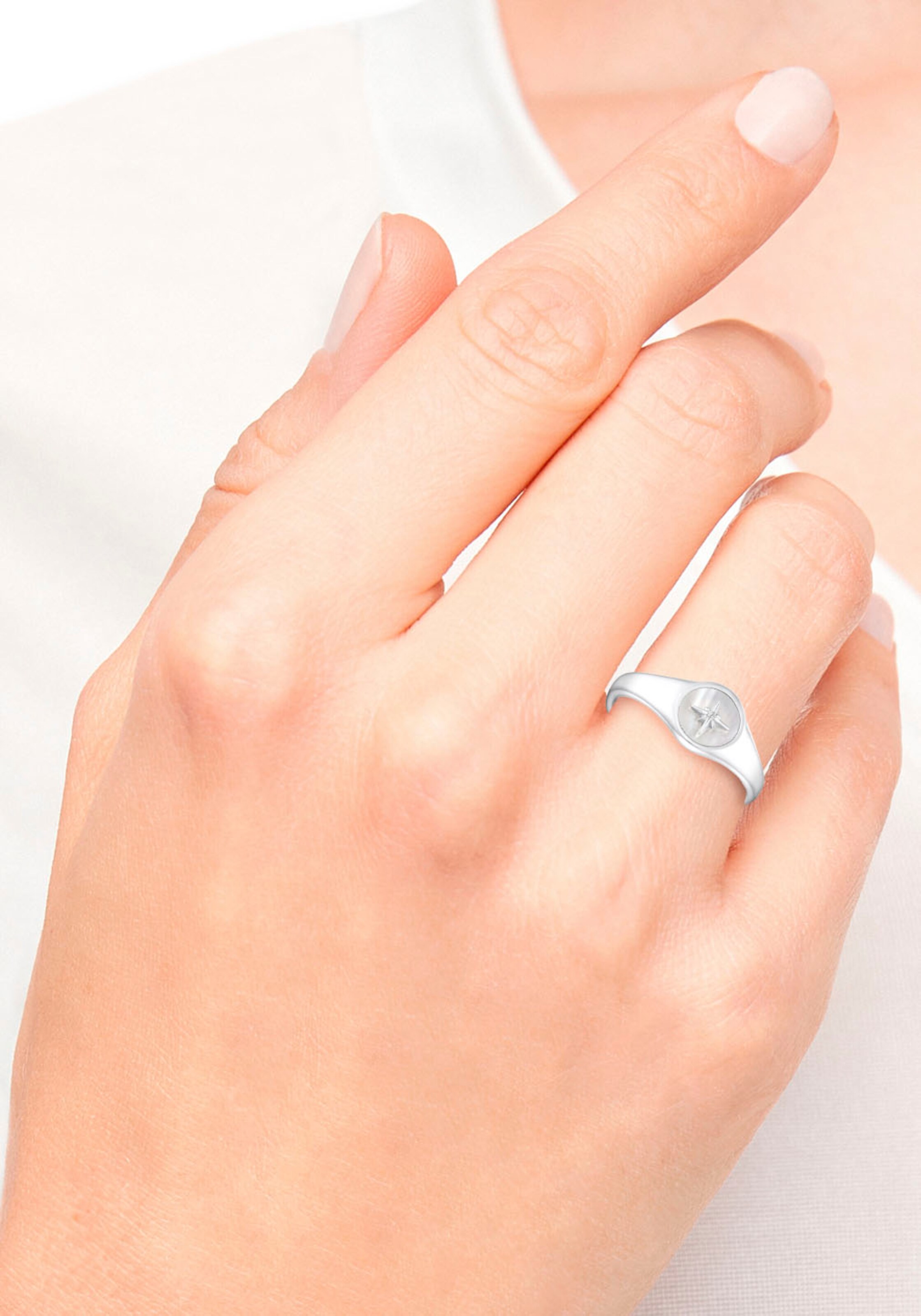 s.Oliver Ring in Silver: front