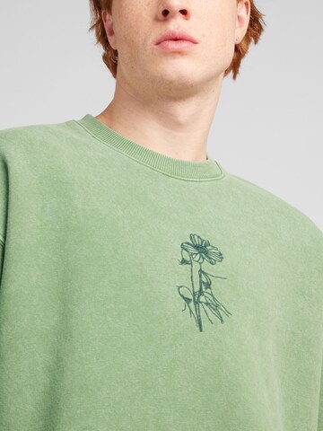 Sweat-shirt TOPMAN en vert