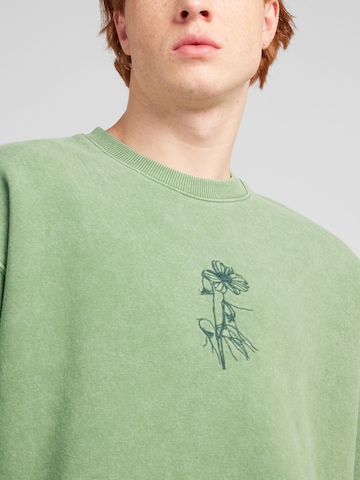 Sweat-shirt TOPMAN en vert