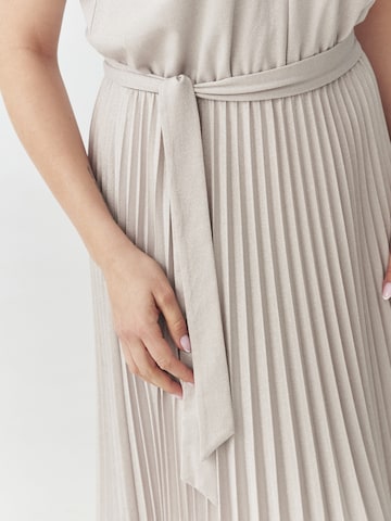 Abito da cocktail di TATUUM in beige
