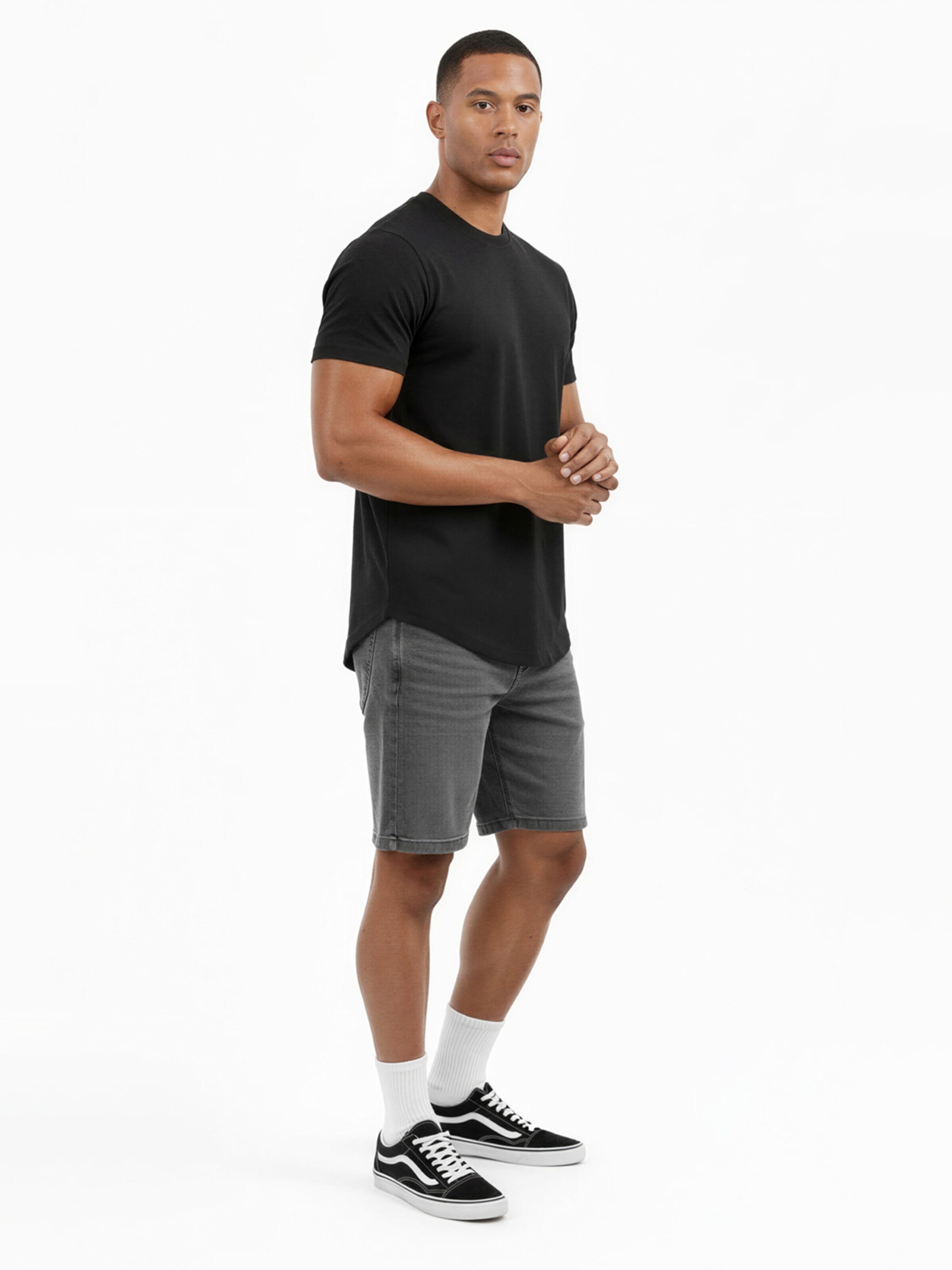 SIXLAB Shirt 'Round T-Shirt' in Black
