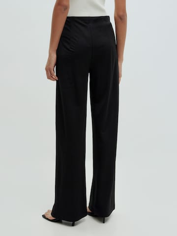 Regular Pantalon 'Chiara' EDITED en noir