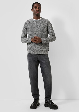 Pull-over QS en gris : devant