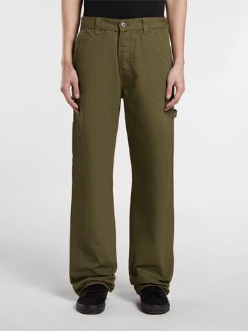 Regular Pantaloni cu buzunare de la DICKIES pe verde: față