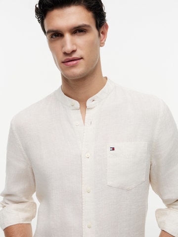 TOMMY HILFIGER Regular fit Button Up Shirt in Beige