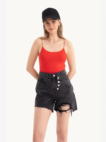 Hiccup - Top em vermelho: frente