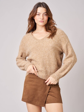 Deeluxe Sweater in Beige