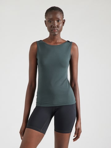 CURARE Yogawear Sports top 'Flow' in Green: front