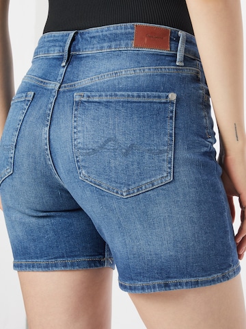 Pepe Jeans Regular Shorts 'MARY' in Blau