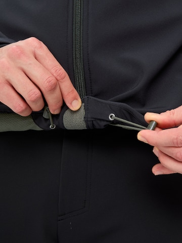 VAUDE Outdoorjacke 'Cyclone VI' in Schwarz