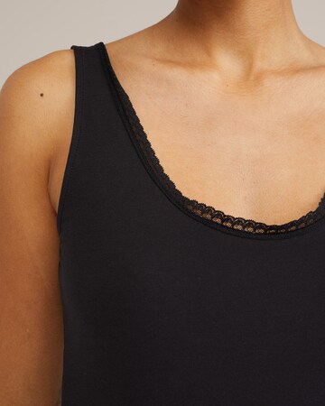 WE Fashion - Top en negro