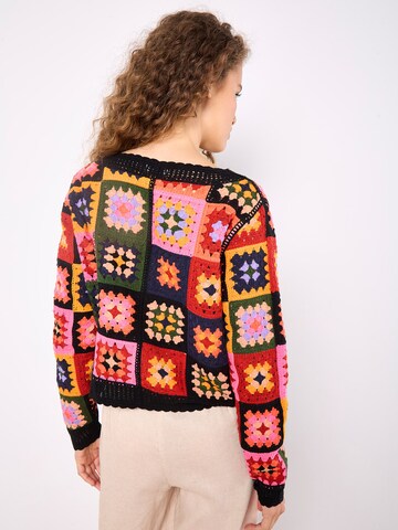 Pull-over ' ' Apricot en noir