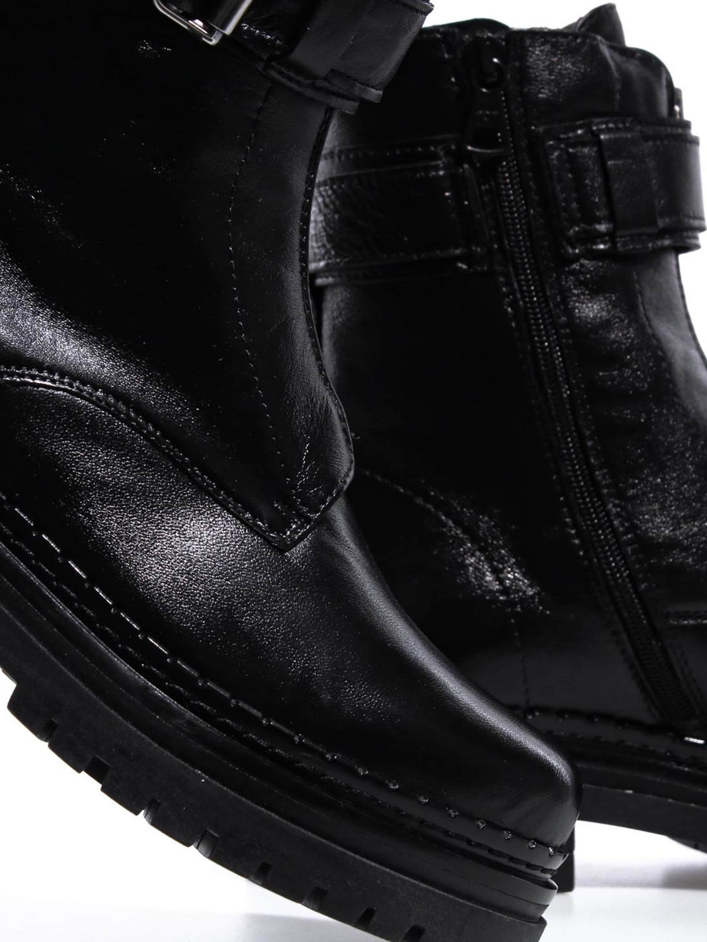 Boots 'Danaia' di MJUS in nero