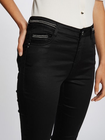 Coupe slim Pantalon 'PALONA' Morgan en noir