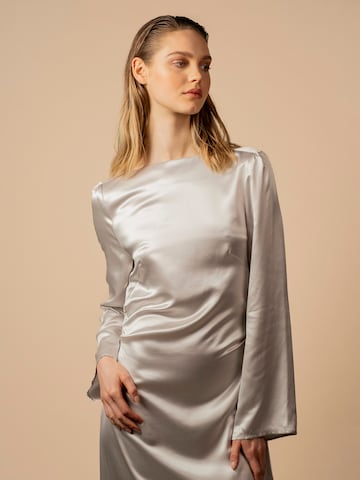 Robe 'Geraldine' Anse Victorin en argent