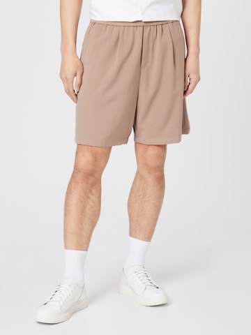 WEEKDAY Loosefit Shorts 'Jacob' in Beige: predná strana