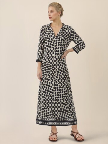 APART Kleid in Schwarz