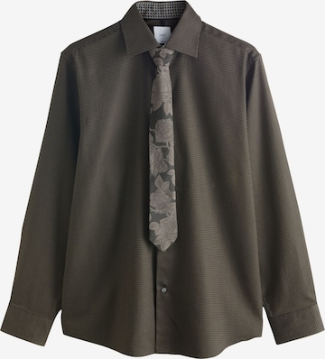 Next Set: Hemd und Krawatte in Grau: Vorderseite