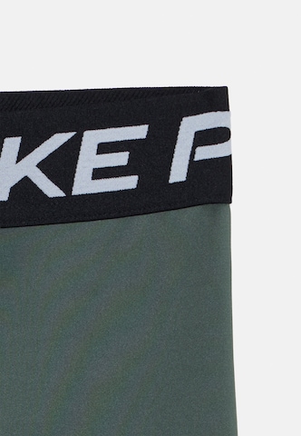 NIKE Skinny Sporthose 'Pro' in Grün: Vorderseite