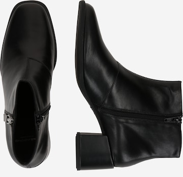 VAGABOND SHOEMAKERS Chelsea Boots 'STINA' in Schwarz