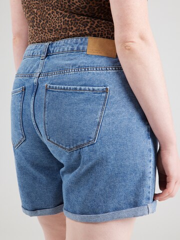 regular Jeans 'CZURI' di Vero Moda Curve in blu