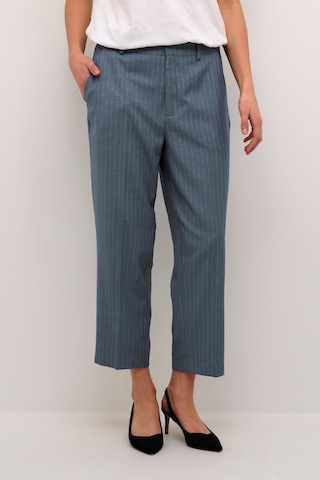 Regular Pantalon à plis 'Ulrikke' Kaffe en bleu : devant