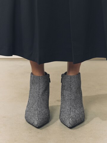 Next Bootie 'Forever Comfort' in Grey