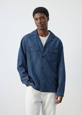 MANGO MAN Regular fit Button Up Shirt 'Tudy' in Blue: front