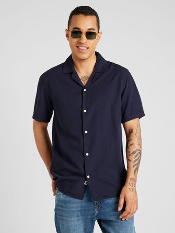 anerkjendt - Ajuste confortable Camisa 'KURT' en azul: frente