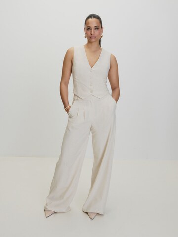 Regular Pantalon à pince AMI ALY en beige