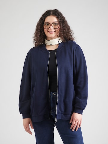 Hanorac 'VMCKimiko' de la Vero Moda Curve pe albastru: față