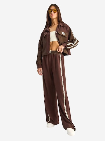 Pantalons de tailleur Bianco Lucci en marron